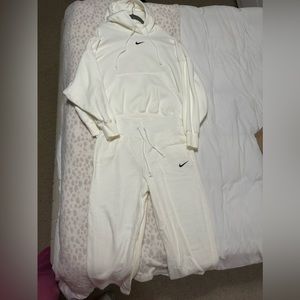 Nike Sweatsuit